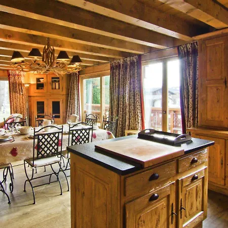 Nice Wooden Chalet With A Cozy Atmosphere Where You Feel Like At Chamonix
