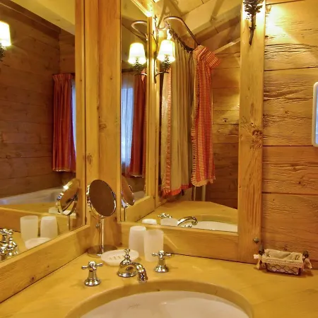 Nice Wooden Chalet With A Cozy Atmosphere Where You Feel Like At Chalet